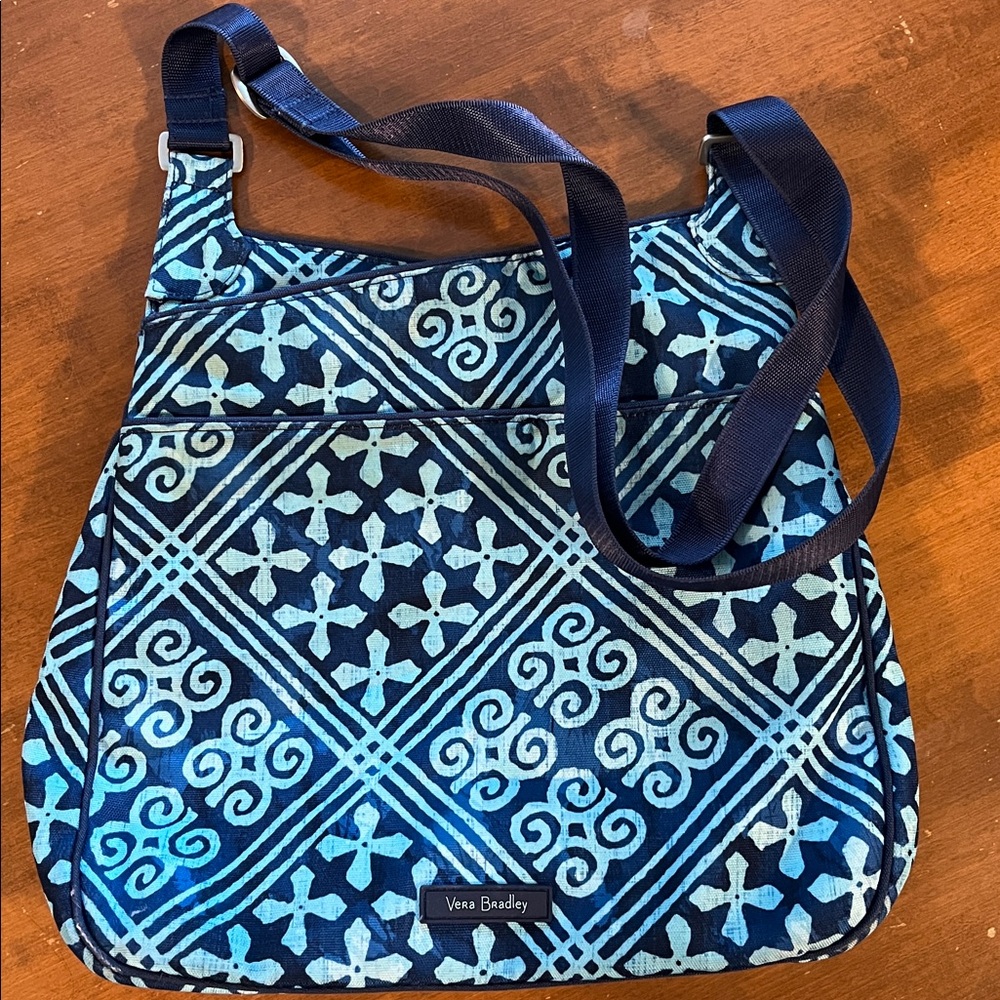 Vera Bradley Blue Patterned Crossbody Bag with lots of pockets